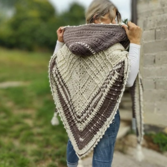 ✨ Nova Hooded Triangle Shawl Crochet Pattern 🧶 Cozy Winter Must-Have! ❄️