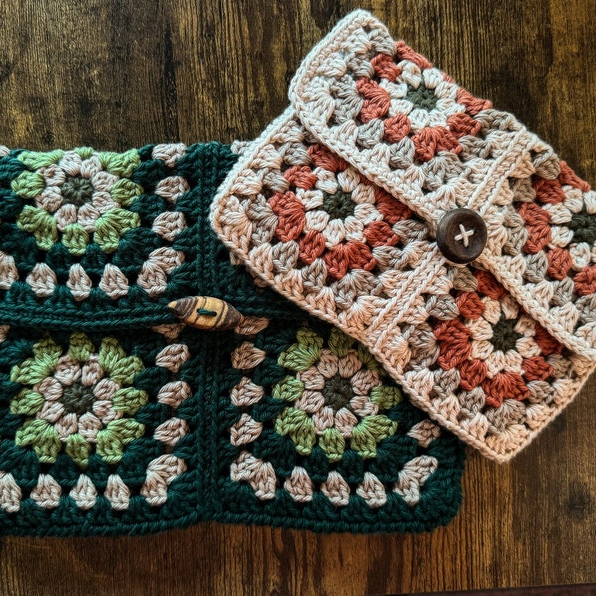 Granny Square Pouch Crochet Pattern